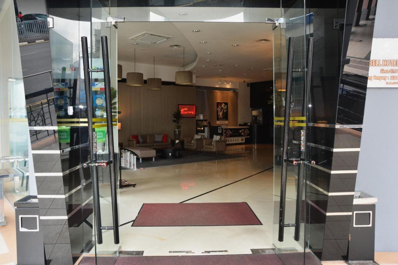 Abell Hotel Kuching Bagian luar foto