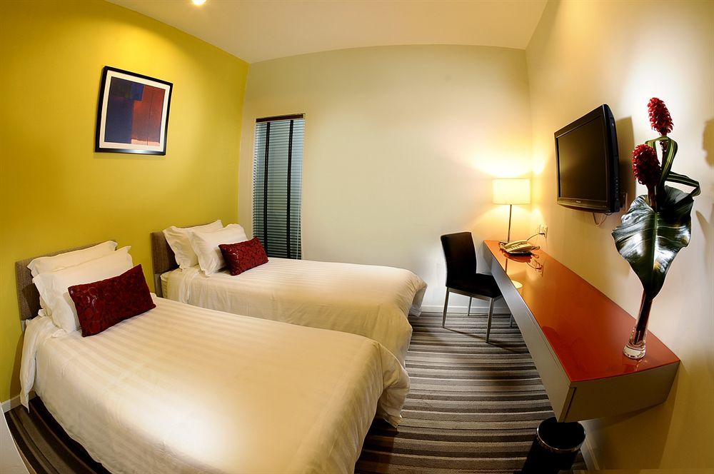 Abell Hotel Kuching Bagian luar foto