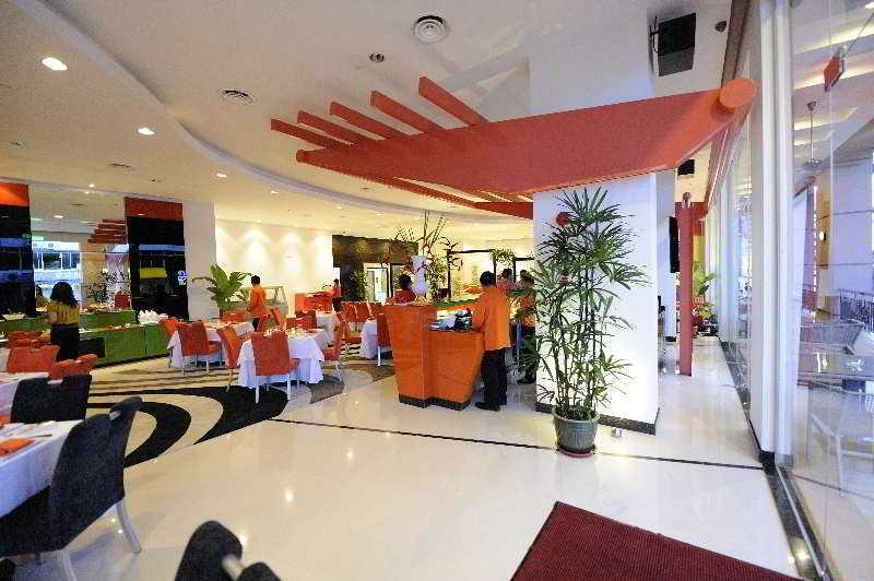 Abell Hotel Kuching Bagian luar foto